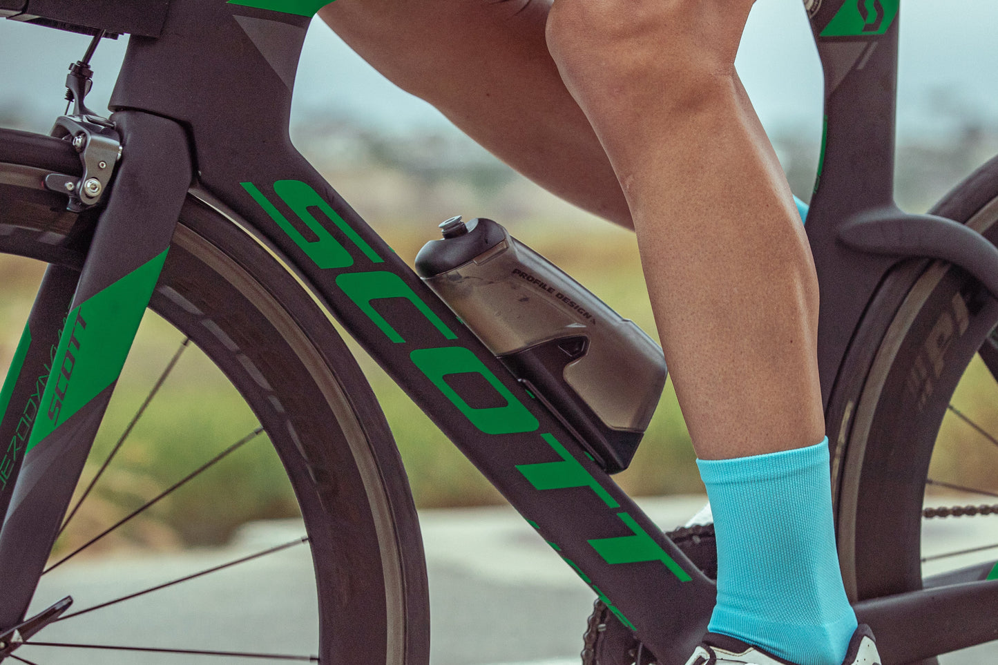 Profile Design Aero Frame Water Bottle Mounted View